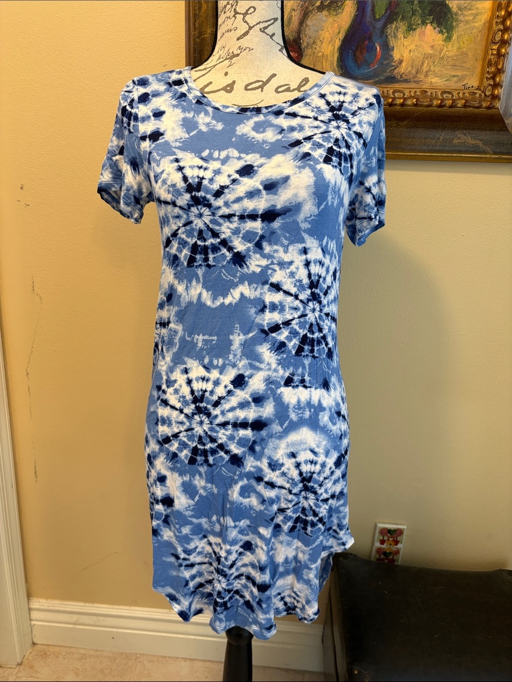Love ❤️Ari Tie-Dye T-Shirt style Short Sleeve Midi Beach Dress